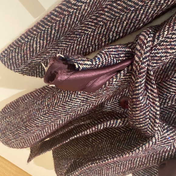 Jacob burgundy herring bone coat -made in Canada - Picture 6 of 6